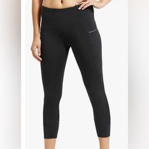 Athleta “Relay Capri” Leggings